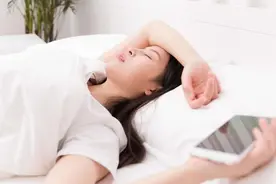 准妈妈游戏通过1300关，准爸爸狠心将其卸载，孕妈妈哭到面目狰狞图片