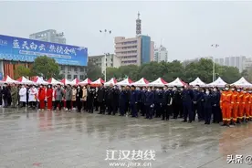 仙桃集中销毁，200万片（件）口罩、防护服，场面很震撼！图片