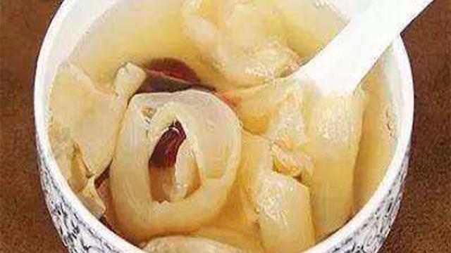 花胶可以炖薏仁吗 2026年花胶可以和薏仁一起炖吗