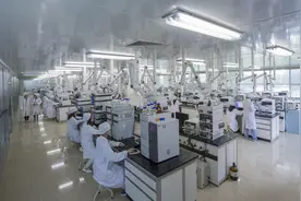 输液大王到药企纳税龙头 从这家企业成长史看成都民企蓬勃发展图片