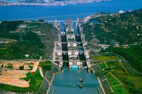 三峡大坝到底藏着什么秘密？为何中国有底气说不怕核武器攻击？图片
