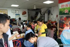 实拍：深圳路边快餐店，鸡鸭牛肉任选，8块钱一餐，你觉得值吗？图片