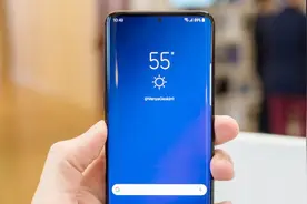 三星屏下摄像头屏下天线专利曝光：S10或实现真全面屏无刘海滑盖视频封面