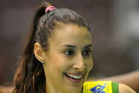 女排“侮辱”行为！传奇巨星对中国队太过分，她们公然歧视中国人图片