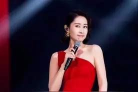 ​中年叛逆的刘敏涛：37岁离婚，44岁成千万直拍第一人图片