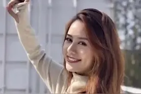 做完头发后怎么拍出高级感图片