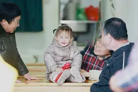 外孙和孙子哪个更亲？老人的一番真心话，让众人“扎心”图片