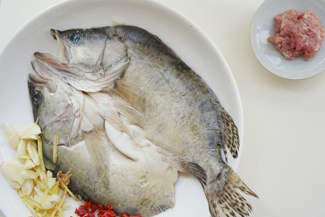 做出一条好吃的臭鳜鱼有难？ 不超过三个步骤做出大师级别臭鳜鱼