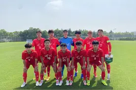 川军战全运丨又一支川足，出发图片