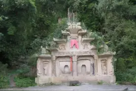 俗语：雨打坟，出贵人；雨打棺，财人疏，有这么玄吗？图片