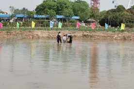 开心休博园迎来假期旅游高峰图片