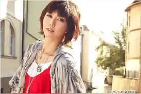 “童年女神”孙燕姿近照，43岁皱纹明显，看了她的经历，一言难尽图片