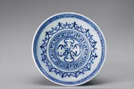 永乐民窑精品青花碗，估价150万，花纹独特又加价到200万图片