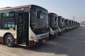 淄博多条公交线路调整，停靠站点有改动图片