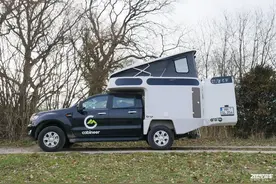 少见的福特Ranger皮卡房车！一体化亚麻纤维厢体，可住3人图片