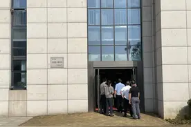 “16岁少年遭围殴反杀案”：吴某的行为会被认定为正当防卫吗？期待经得起法律检验的判决图片