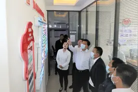要闻 | 观摩拉练亮家底 比学赶超促提升图片