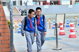 奇了！厦门一社区“盛产”52对双胞胎，16对住同一栋楼！有视频有真相图片