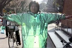 中国天才研制出“隐身衣”让美国无比眼红，回国时受到百般阻拦图片