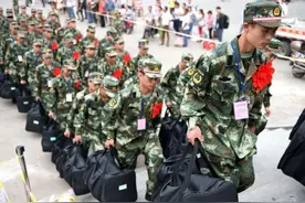 新兵入伍，为什么必须要将户口先注销？国家考虑得太周到图片
