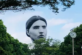 日本东京惊现诡异“女巨人”，我可能真的不懂艺术图片