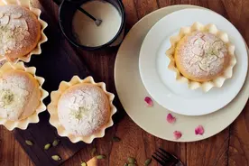 秋天，不可错过的南瓜，做成小甜点，绵软奶香味道美图片