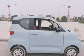 3万多提五菱代步车，配自动挡，每公里仅5分，还要啥摩托车图片