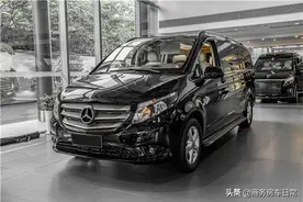 旗舰奔驰威霆商务车豪华升级，后排平躺按摩，中端价格高端享受？图片