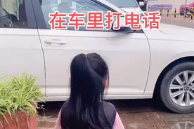 云南一男子离婚后去看女儿，父女俩见面的情形却让妈妈心寒不已图片
