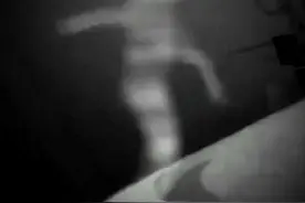 英男子探险废弃酒店，“僧侣灵魂”突现，发出微弱声音“救救我”图片