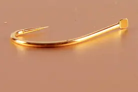 无倒刺鱼钩容易跑鱼？只是你不会用罢了图片