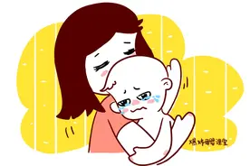 “一睡，二哭，三认人”，宝宝在第二个月性情大变，是有原因的图片