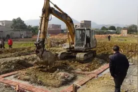 农村土地“以租代征”：一旦签字，土地可能几十年都拿不回来图片