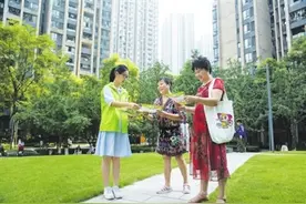 帮助别人 快乐自己——记“重庆市新时代好少年”、重庆市十八中铁山坪校区学生童萧涵图片