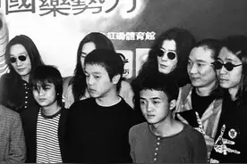 27年前那场香港演唱会，是中国摇滚乐的里程碑，还是集体自嗨？图片