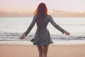 让你的意中人爱上你的秘诀：学会三个小套路图片
