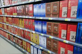 过年朋友聚会，推荐几款100元左右的精品白酒，口感好还有面子图片