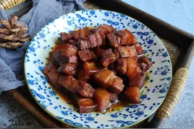 红烧肉，记住“2不放2窍门”，肉香十足、软糯入味，不柴不油腻图片