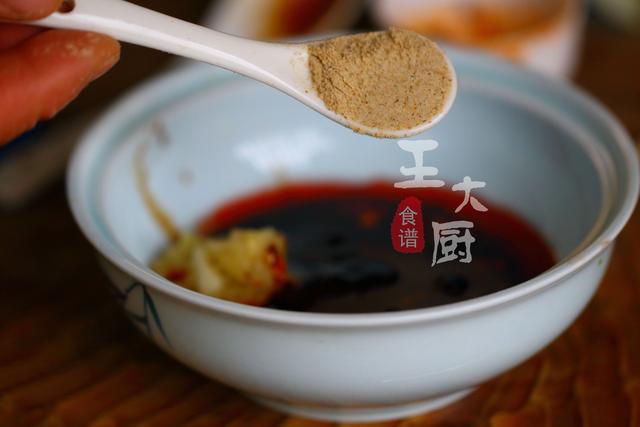 鸡爪可以这样做，豉汁蒸鸡爪，简单省事又好吃，用来下酒很不错