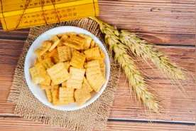 多元创新 市场蓝海小锅巴如何撬动膨化大市场？图片