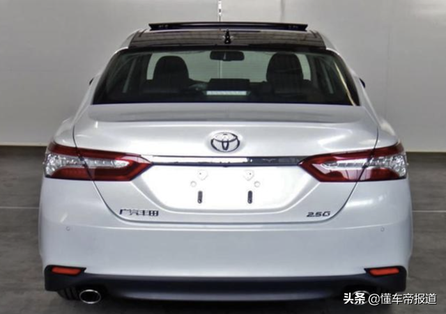 新车｜丰田新款凯美瑞来了，配置曝光，增加车载微信，配悬浮大屏