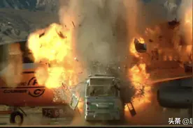 看黑客帝国男主基努如何拯救绑有炸弹的公交车乘客？图片