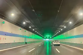 彩虹快速路西延工程隧道主线路已通车图片