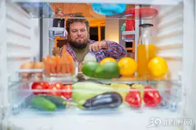 一天吃两顿和三顿，哪个更健康？营养专家从专业角度给出了答案图片