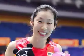 近二十年中国女排队长都有谁？朱婷一骑绝尘图片