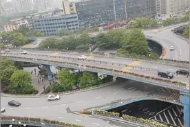 南昌老福山-坛子口立交桥频发坠桥事故 政府拟投2500万元加固图片