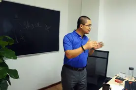 为什么男教师越来越少？官方统计数据后，终于找到原因所在图片