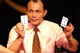 “反赌义士”尧建云：因出千失误被断指断腿，劝人向善却未得善终图片