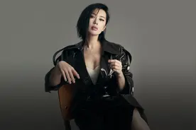 她10年拿下8个影后：安安静静就很性感图片