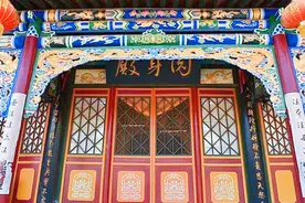 山西深山古庙，藏着尊肉身菩萨，3个尼姑2个和尚看守几十年图片